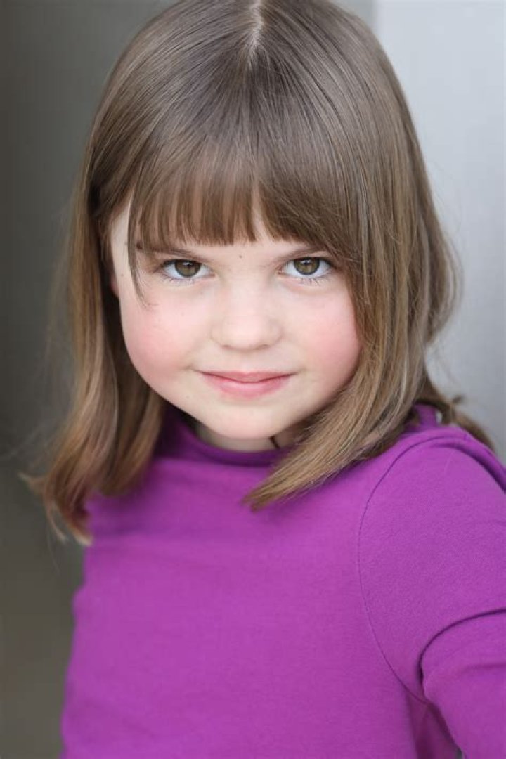Amelie Young