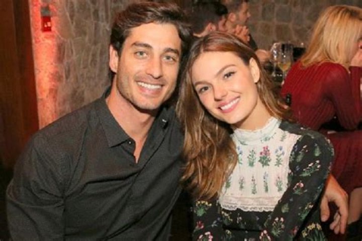 Andre Resende, Isis Valverde's Husband