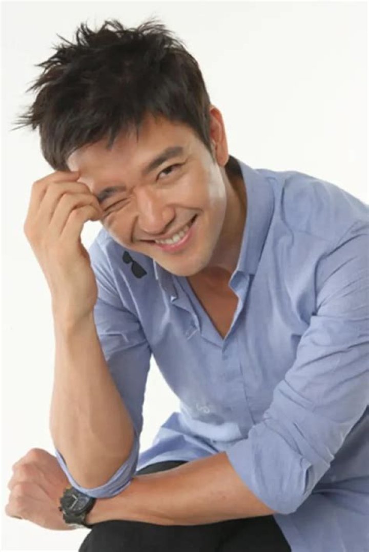 Bae Soo-bin - Net Worth, Age, Height, Birthday, Bio, Wiki!