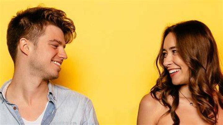 beardedbearguy’s Girlfriend: Who is beardedbearguy Dating?