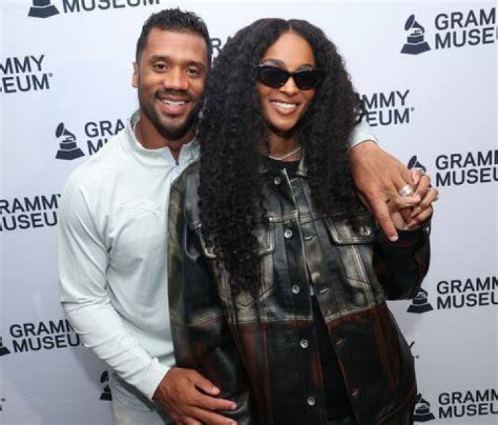 Ciara Bio, Net Worth, Height, Son, Wiki, Feet, Husband and Russell Wilson