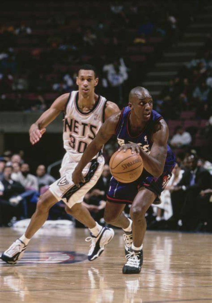 Dee Brown - Net Worth, Age, Height, Birthday, Bio, Wiki!