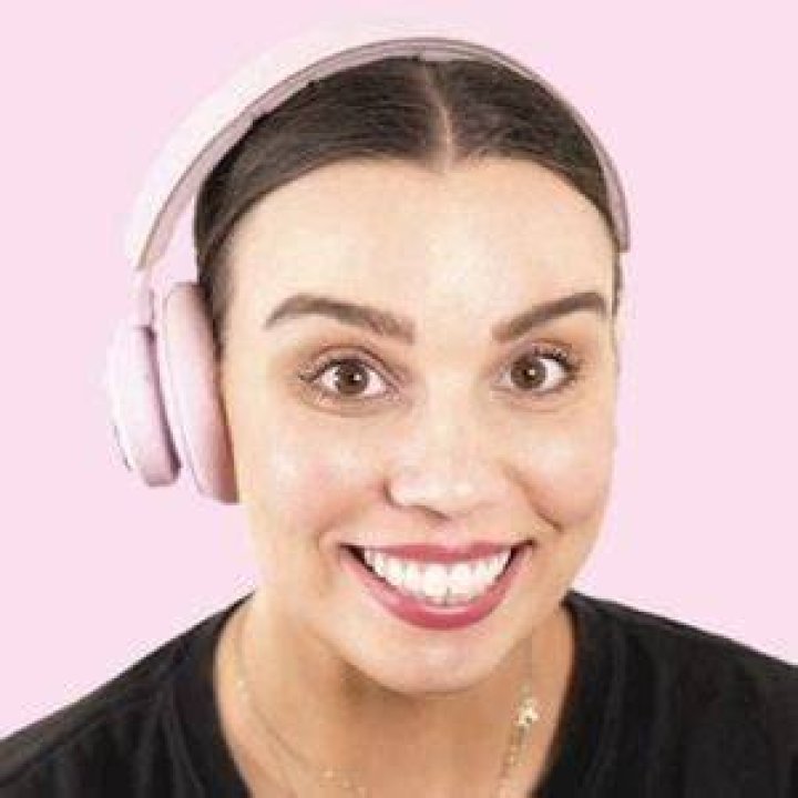 Deligracy Net Worth, Age, Height, Bio, Birthday, Wiki!