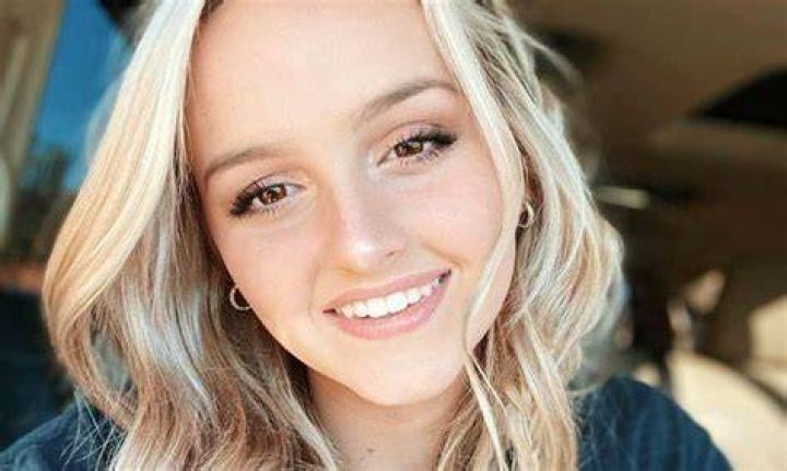 Evie Clair Net Worth, Age, Height, Bio, Birthday, Wiki!
