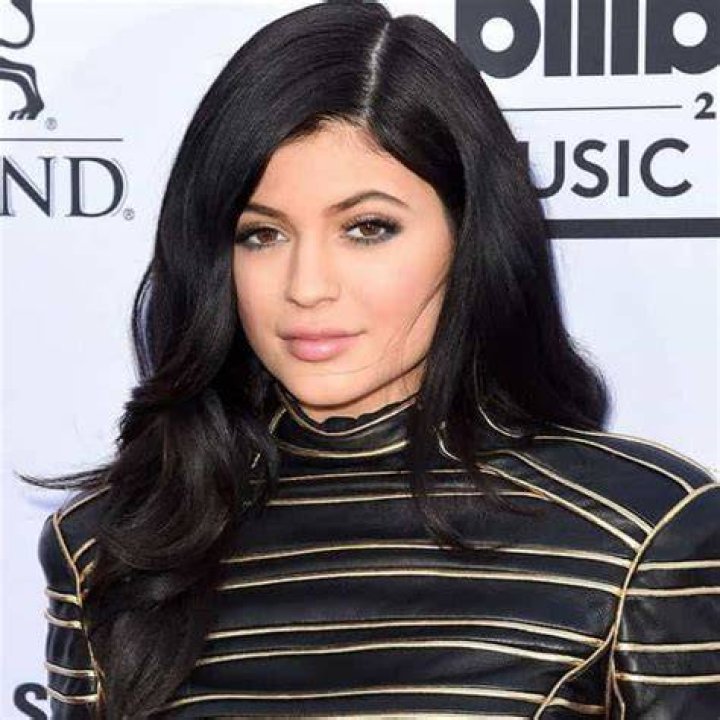 Famous People Born In 1997