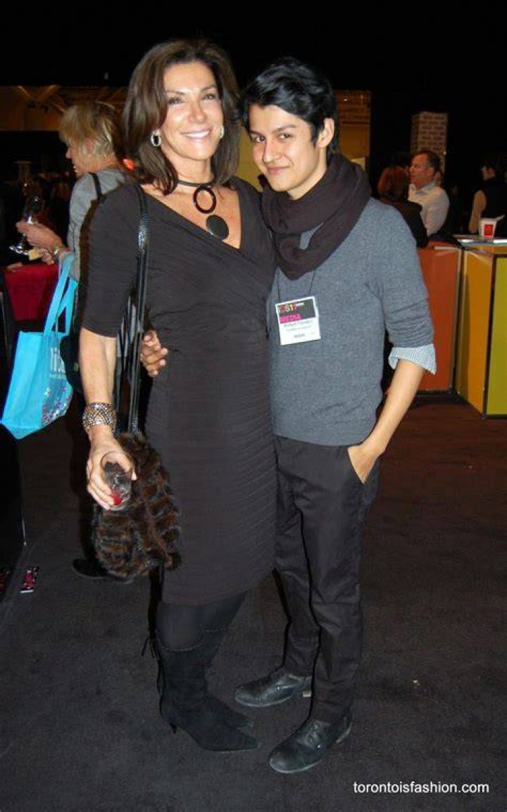 Hilary Farr Body Stats, Son, Married, Husband, Family, Height, Bio