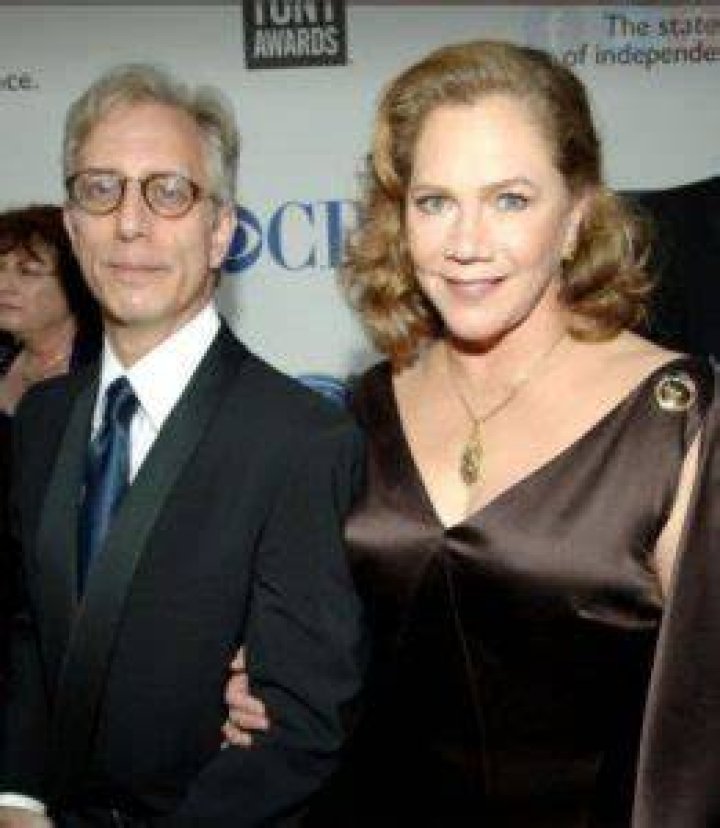 How Is Jay Weiss Life At Present? Everything About Kathleen Turner’s Ex-Husband
