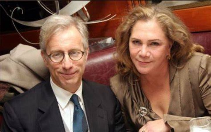 How Is Jay Weiss Life At Present? Everything About Kathleen Turner&rsquo;s Ex-Husband