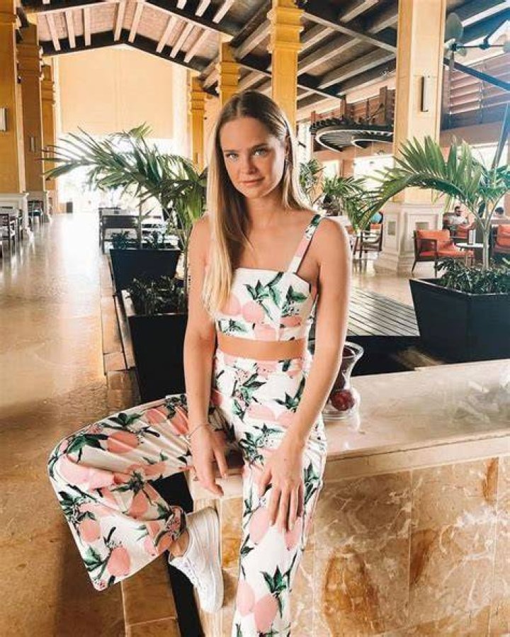 Inna | Bio, Age, Net Worth, Relationship, Career