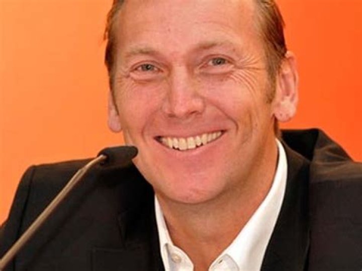 Jochen Zeitz - Net Worth, Age, Height, Birthday, Bio, Wiki!
