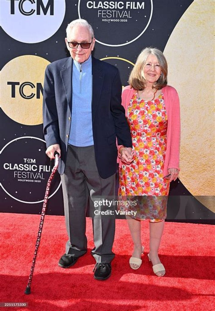 Keir Dullea, Mia Dillon's Husband