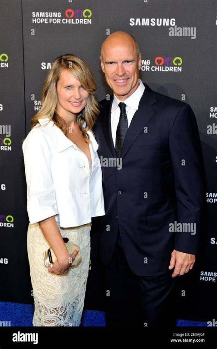Kim Clark, Mark Messier's Wife