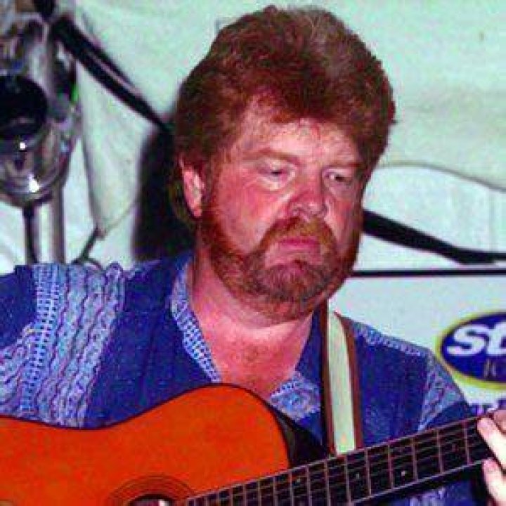 Mac McAnally Net Worth, Age, Height, Bio, Birthday, Wiki!