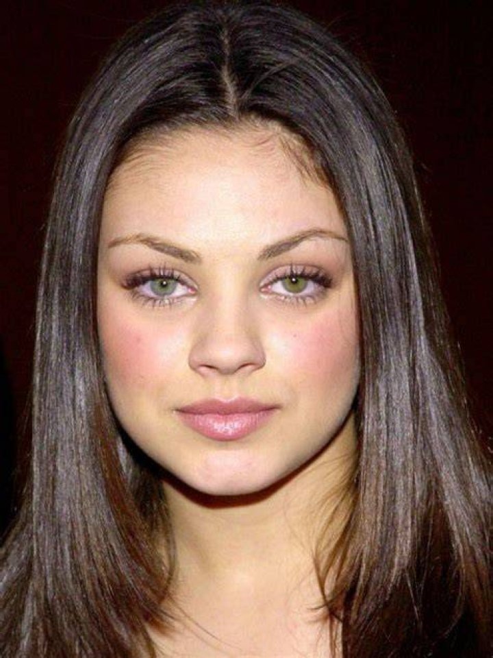 Mila Kunis Height, Weight, Eyes, Body Measurements Mila Kunis Height, Weight, Eyes, Body Measurements