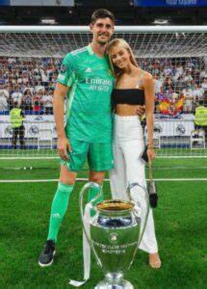 Mishel Gerzig- Wiki, Boyfriend, Height, Net Worth, Career