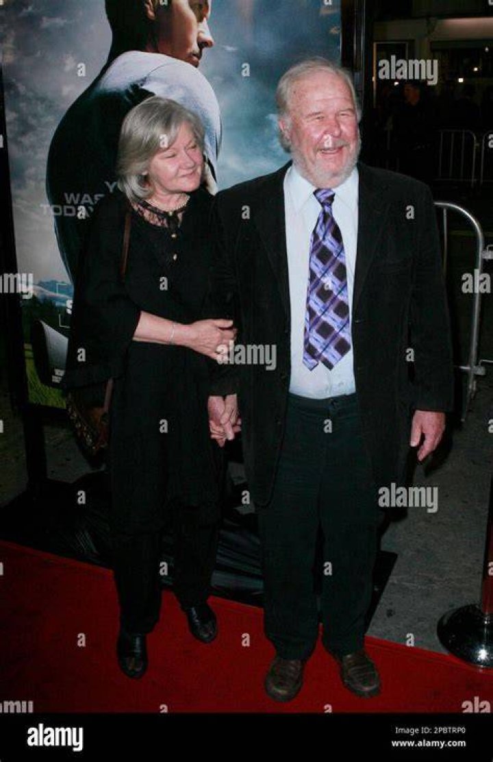 Ned Beatty, Sandra Johnson's Husband