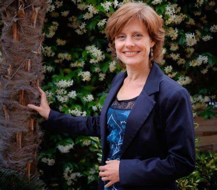 Paloma de Benito, Eduard Torres's Girlfriend