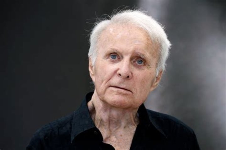 Robert Conrad age