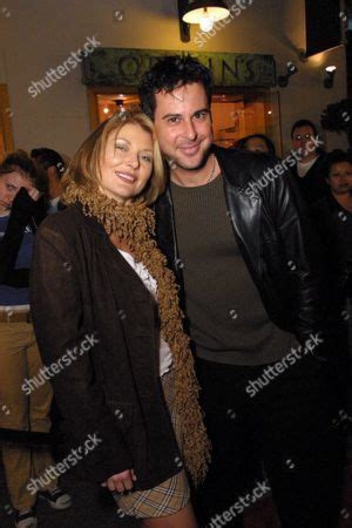 Scott Paetty, Beth Broderick's Husband