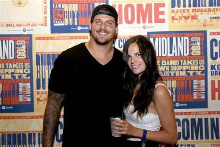Taylor Lewan Wife