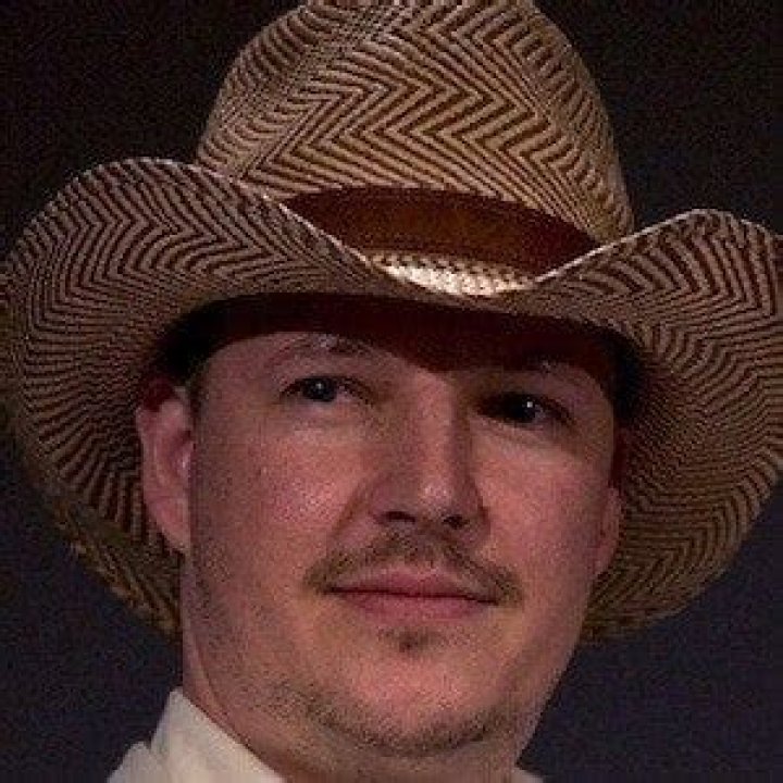 Tom Six Net Worth, Age, Height, Bio, Birthday, Wiki!